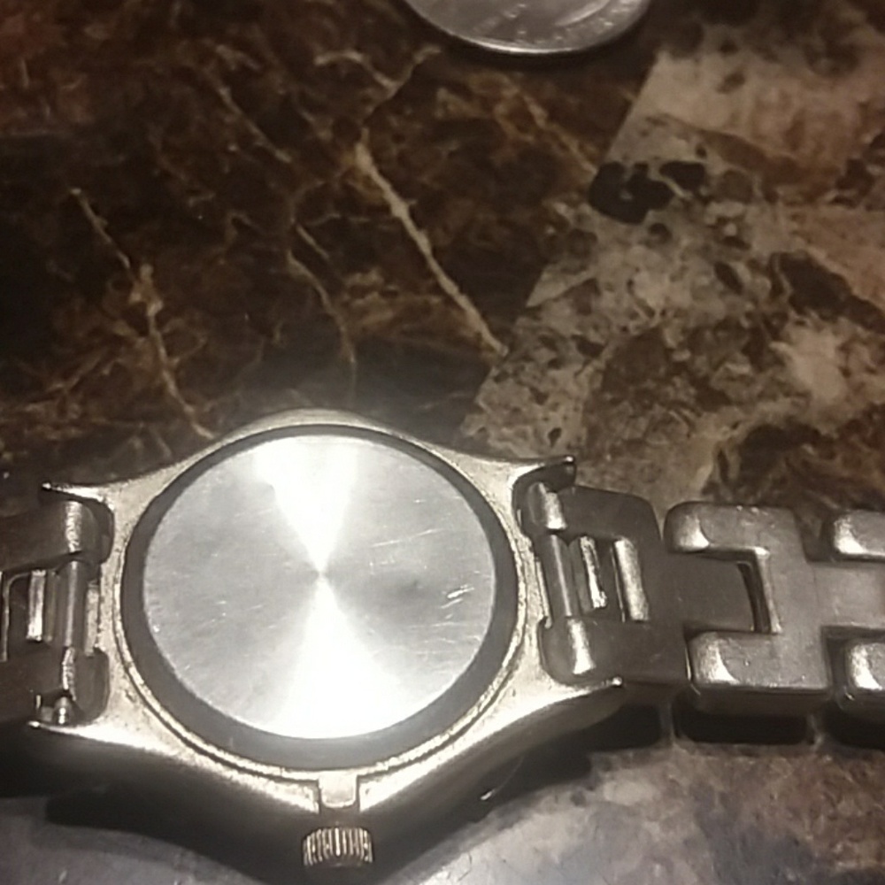 Watch - Picture 3 of 3